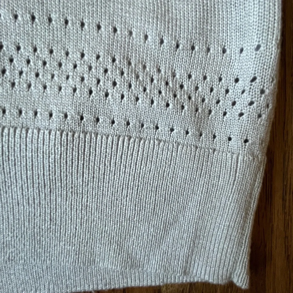 Banana Republic Lightweight Knit Gray Long Sleeve Women’s Sweater‎ Sz M Coastal